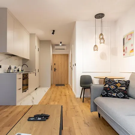 Global Park Deluxe By Bookinghost Κατοβίτσε